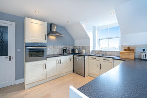 Photo 28- click for photo gallery